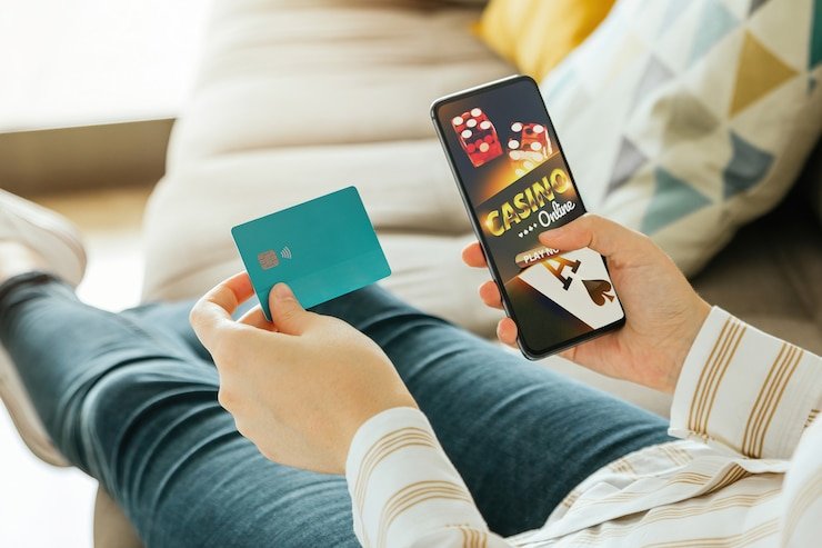 Fitur bonus dan multiplier di Plushie Frenzy colowin